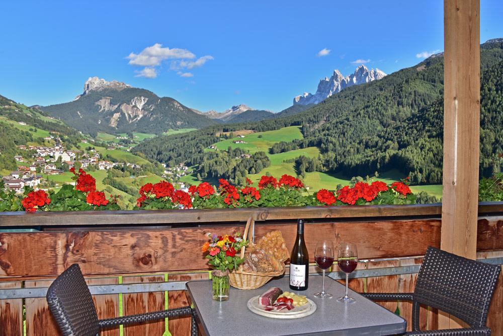 Jaiterhof Apartment Funes  Luaran gambar